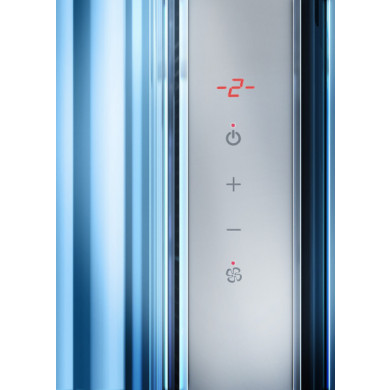 Вертикальный солярий "Luxura V6 44 XL BALANCE ULTRA"